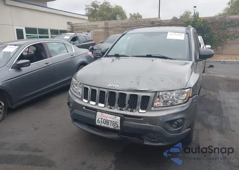 2011 Jeep Compass из США, поврежденный, VIN 1J4NT1FA3BD236487